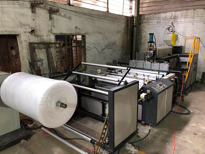 LSPE1600型全自動高速聚乙烯氣泡膜機(氣墊膜機)設備氣泡膜機器05