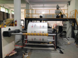 聚乙烯氣泡膜機(jī)-新型全自動(dòng)高速復(fù)合多層氣泡膜機(jī)組-緩沖PE氣泡膜